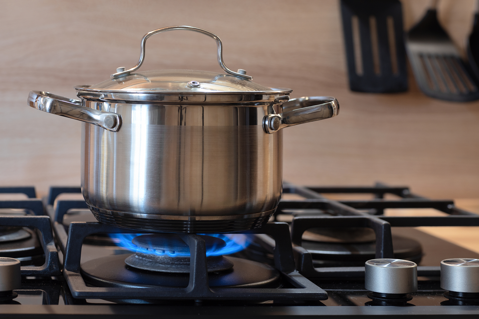 DOE rule may block 50% of current gas stove models - E&E News by